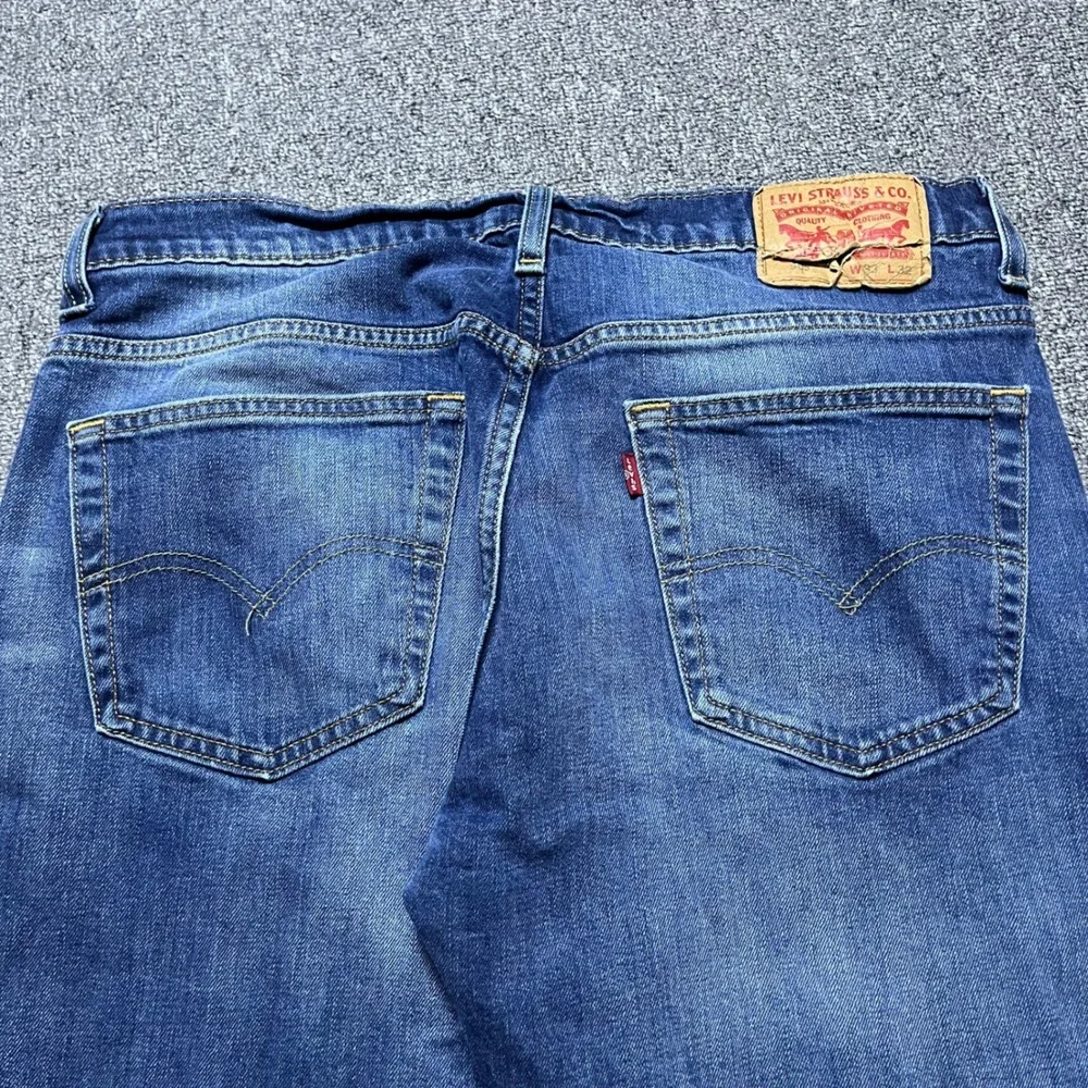 Levis 569 Straight Leg Jeans 33x32 Blue Denim Mid Wash Classic Streetwear